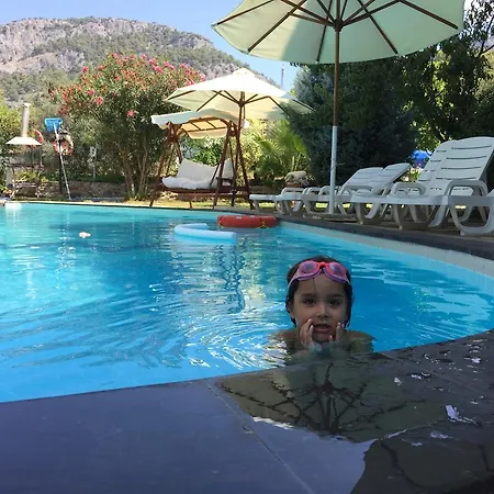 Aparthotel Selya